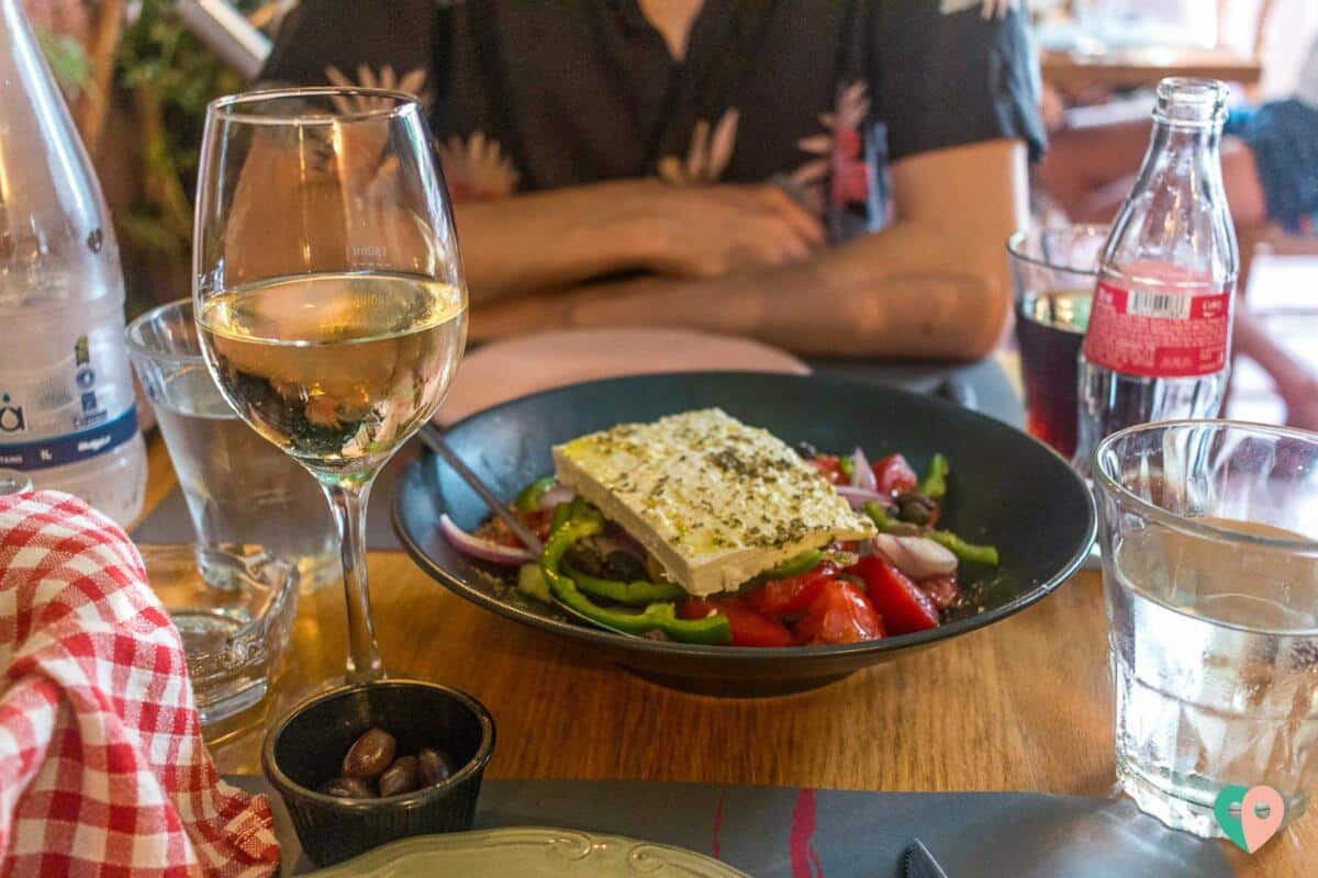 Griechischer Salat bei Kritamon in Chania (Kreta)