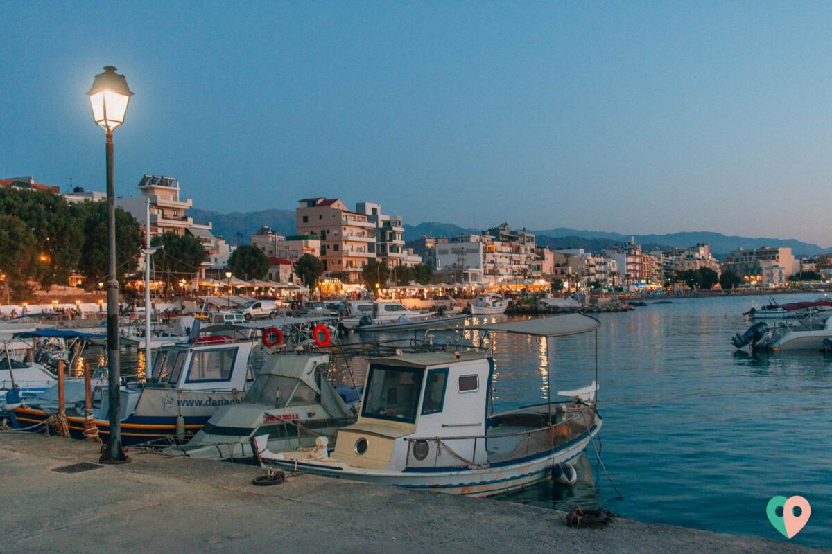 Nea Chora Fischerhafen in Chania, Kreta