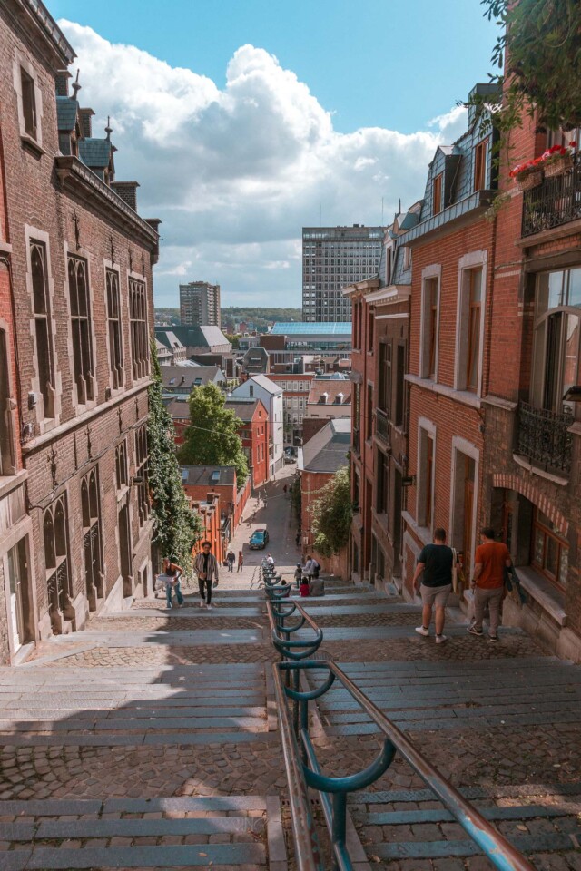 Montagne de Bueren in Lüttich von oben
