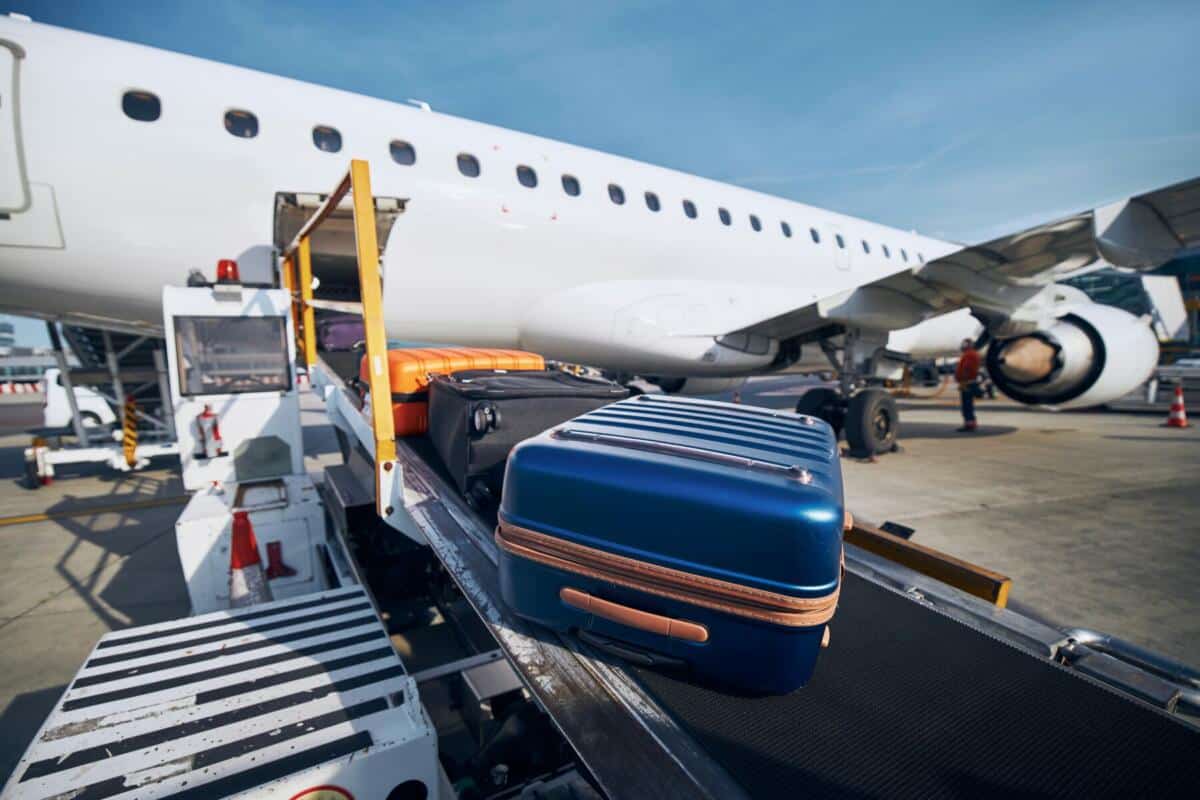 So verhinderst du, dass dein Koffer am Flughafen verloren geht!