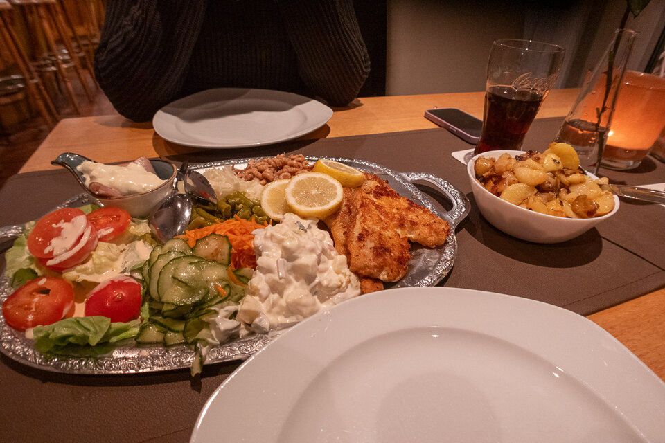 Fischplatte im Restaurant Zur Nordseeklause in Tossens