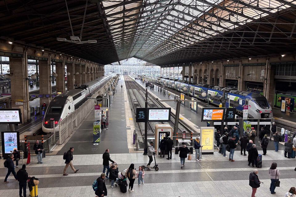 nilsa-travels_paris-eurostar-3